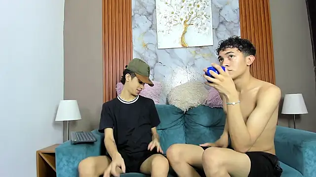 SKYN MAN online show from April 2026 07:25:02 AM