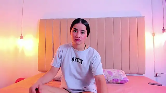 karina foxi online show from March 2026 01:14:02 PM