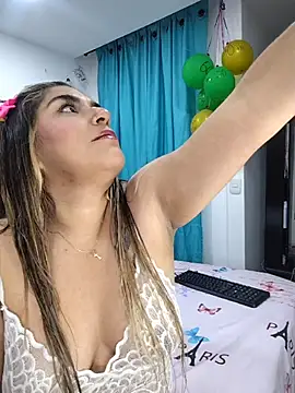 DulceAndChef online show from March 2026 10:57:01 PM