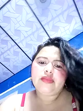 Snapshot of violetapeeveet chatting on June 2026 12:53:01 PM violetapeeveet online show from June 2026 12:53:01 PM