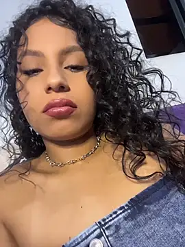 AmeliaAndersson online show from May 2026 07:25:01 AM