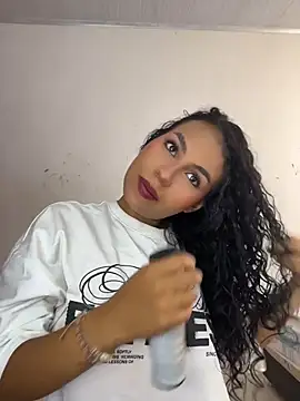 AmeliaAndersson online show from July 2026 02:43:02 PM