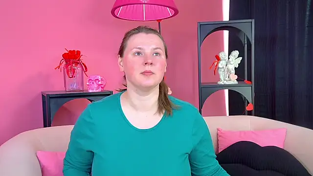 MelodyMoores online show from May 2026 06:30:02 AM
