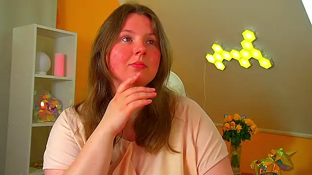 MelodyMoores online show from July 2026 06:33:02 AM