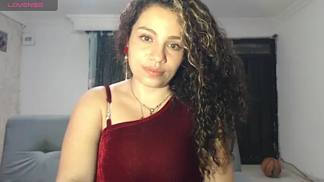 melany montenegro online show from May 2026 07:13:01 AM