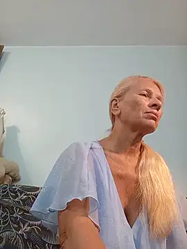 Snapshot of ViktoriaSexi1 chatting on June 2026 08:10:02 PM ViktoriaSexi1 online show from June 2026 08:10:02 PM