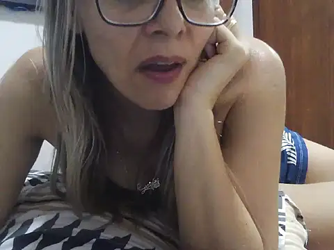 VibeProibida online show from March 2026 08:27:02 PM