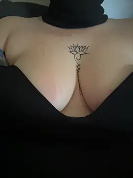 -coppiavogliosa69- online show from April 2026 01:01:01 PM