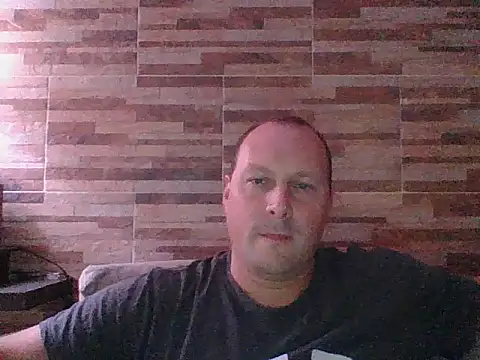 lustonfan online show from March 2026 07:52:01 PM