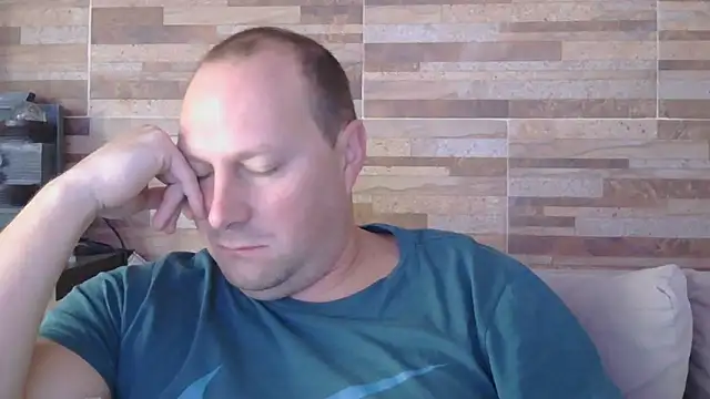 lustonfan online show from May 2026 12:01:01 PM