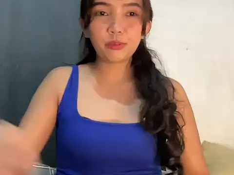 yourmommy pia online show from April 2026 05:17:01 PM