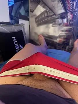MatthewEmme2121 online show from May 2026 10:18:02 PM