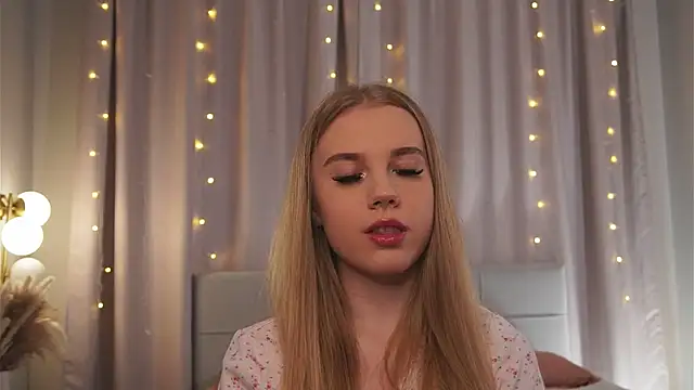 tayashy online show from May 2026 04:25:01 PM