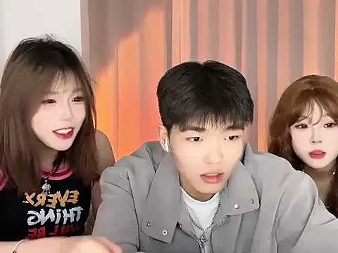 SM 0007 online show from March 2026 06:48:02 PM