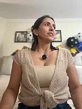 SamanthaWalker  online show from July 2026 03:59:01 PM