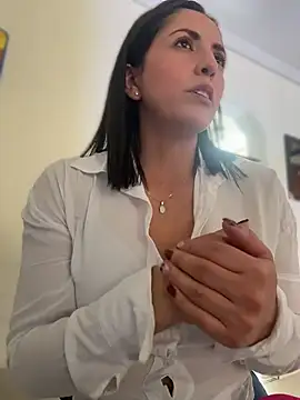 SamanthaWalker  online show from July 2026 03:07:01 PM