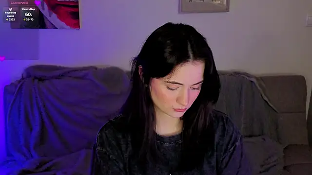 missy3kissy online show from April 2026 06:19:01 PM