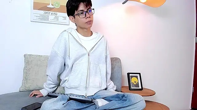 daniell rdrig online show from March 2026 12:45:02 PM