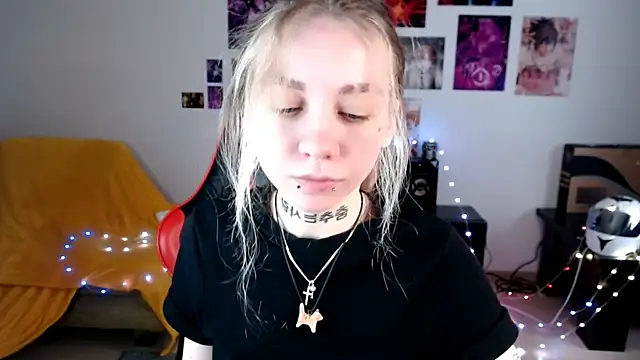 Nica Kawaii online show from April 2026 06:41:02 AM