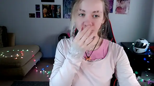 Nica Kawaii online show from April 2026 07:58:02 AM