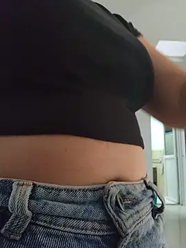 Pretty Julieta online show from April 2026 09:09:01 PM