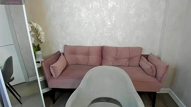 Natasha Shepard online show from April 2026 06:55:02 AM