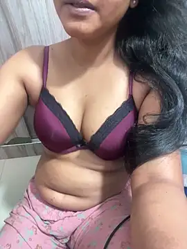 munni-munni6767 online show from May 2026 09:42:01 PM