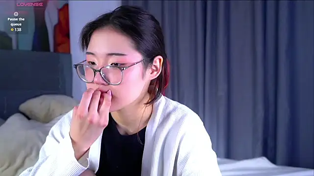 NelleMihalko online show from April 2026 01:34:02 AM