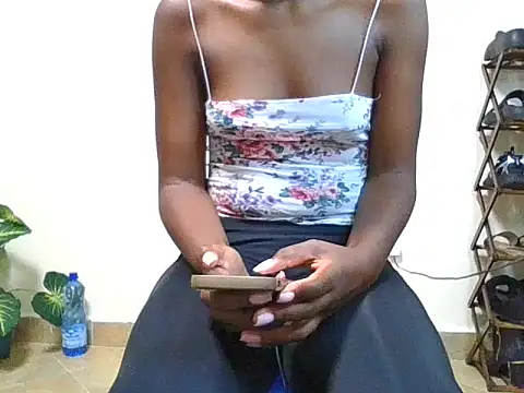 Snapshot of amandaammy150 chatting on April 2026 12:03:02 PM amandaammy150 online show from April 2026 12:03:02 PM