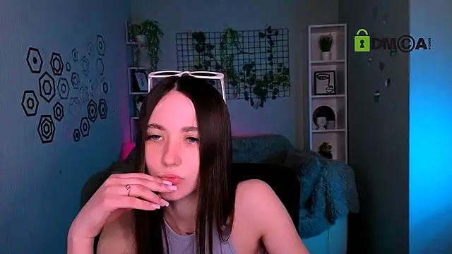 bella dorn online show from May 2026 12:24:02 PM