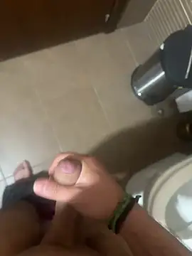 nikos 17 online show from April 2026 08:54:01 PM