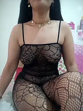 Snapshot of Lina-sexbomb chatting on May 2026 04:56:01 PM Lina-sexbomb online show from May 2026 04:56:01 PM