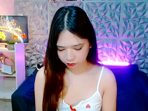 Snapshot of 7inchbigsurprise chatting on June 2026 11:46:02 AM 7inchbigsurprise online show from June 2026 11:46:02 AM