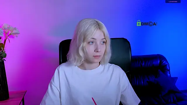  sabrina moore online show from June 2026 06:54:01 PM