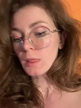 Hii Adel online show from March 2026 09:18:02 PM