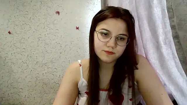 Aurora Breeze online show from April 2026 11:37:01 AM