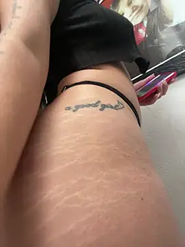 Snapshot of val_demmon chatting on March 2026 08:13:01 PM val demmon online show from March 2026 08:13:01 PM