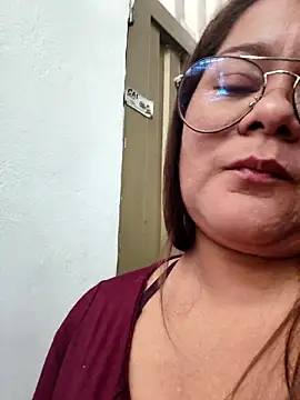 Lia taylor22 online show from April 2026 06:20:01 PM