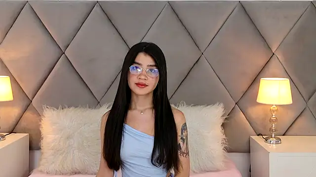 Snapshot of OliviaDiaz chatting on May 2026 08:06:02 PM OliviaDiaz online show from May 2026 08:06:02 PM