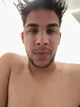 Albertotuyo online show from March 2026 04:38:01 AM