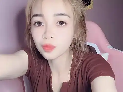 Odile068 online show from March 2026 06:34:01 PM