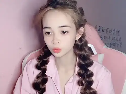 Odile068 online show from March 2026 03:46:01 PM