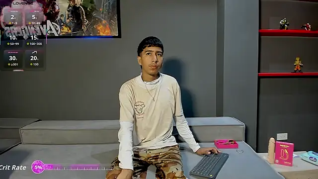 Ender h0tt online show from March 2026 01:47:01 PM