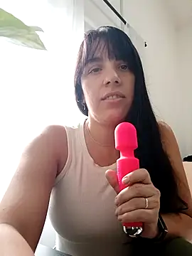 Snapshot of mel_stron chatting on April 2026 07:06:01 PM mel stron online show from April 2026 07:06:01 PM