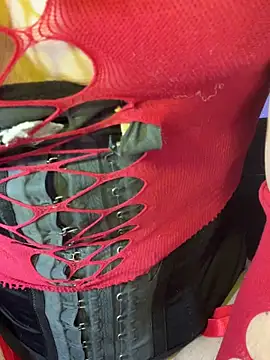 Naughtygirlts online show from April 2026 07:05:01 PM