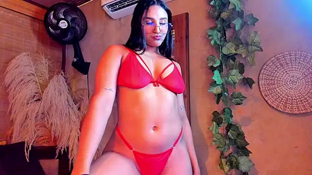 Victoria Gonzalez online show from April 2026 12:29:02 PM