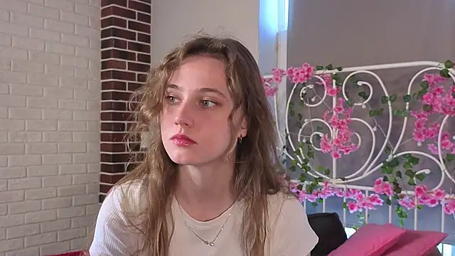 RubieHeiser online show from April 2026 09:25:02 AM