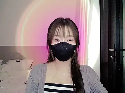 HeooPeppa online show from April 2026 03:43:01 PM