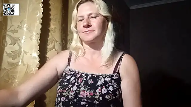 DiamondLady555 online show from July 2026 06:01:02 PM