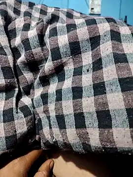 RAJPUTBOY9 online show from March 2026 07:40:02 PM